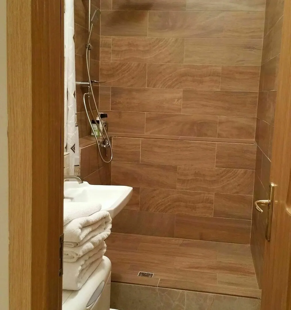 Redbed Self-Catering Apartments Bucharest