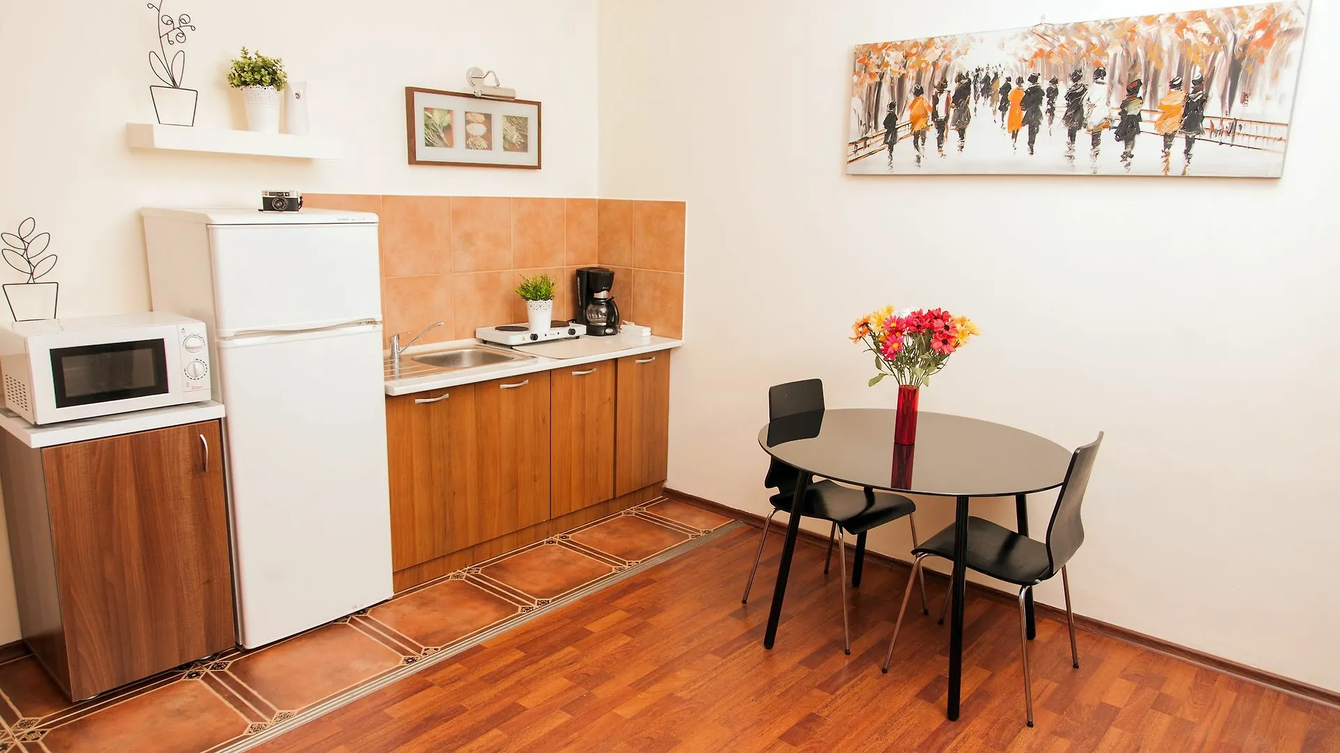 Redbed Self-Catering Apartments Bucharest 0*,  Romania