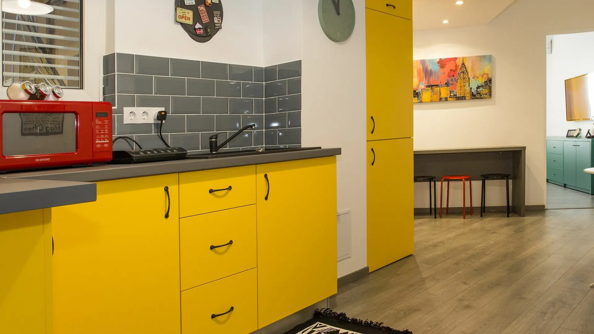 Redbed Self-Catering Apartments Bucharest